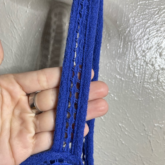 Blue Tank Top Blouse with sheer lace details - Picture 5 of 5